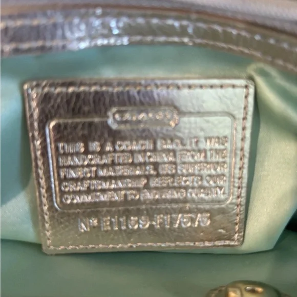 Coach Poppy Signature Tote and Wallet Set - Picture 4 of 9